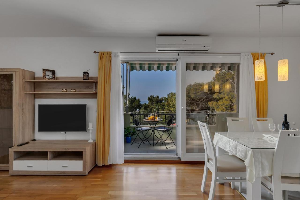 Apartment Pine Fine With Free Parking Makarska Exteriör bild